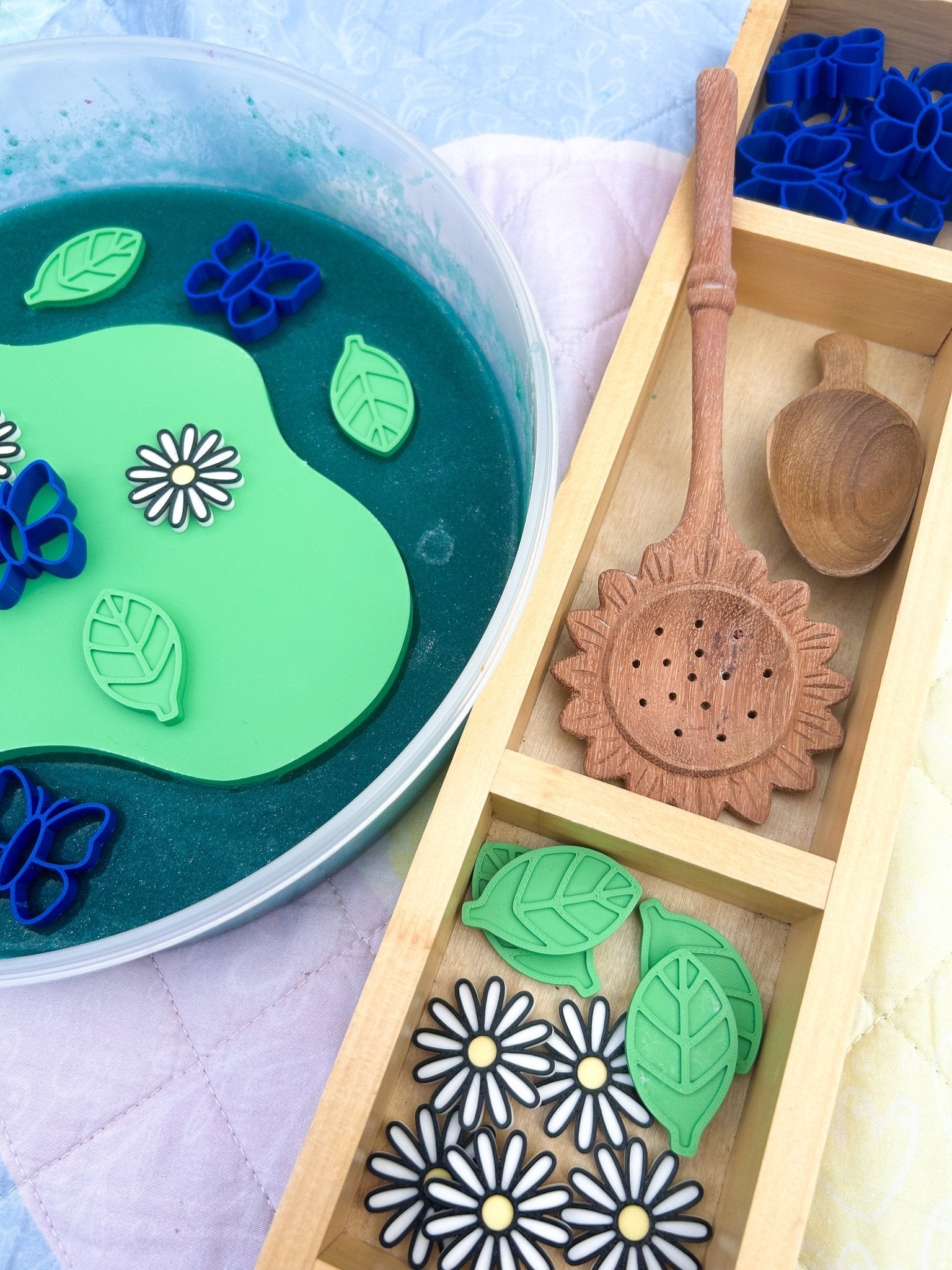 Daisy Flower Counters || Loose Parts - CJECOPLAY Inc.