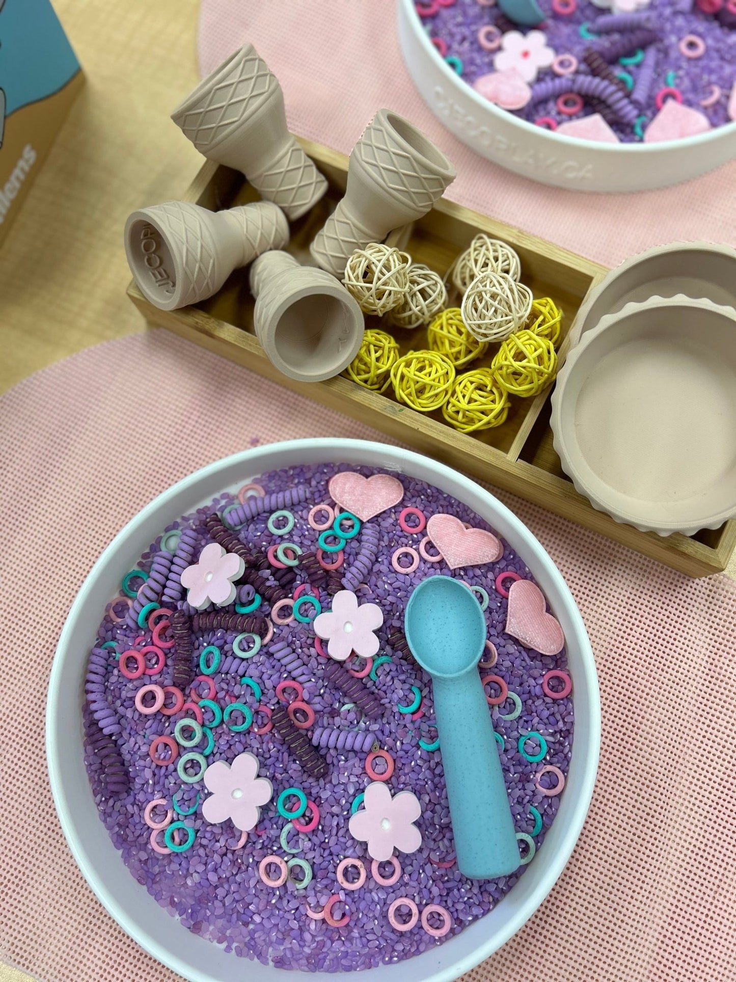 Flower 2 Counters || Loose Parts - CJECOPLAY Inc.