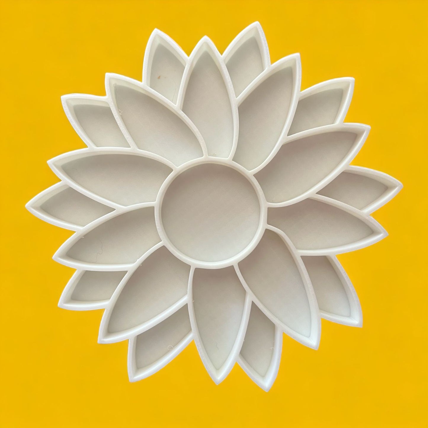 Sunflower EcoTray - CJECOPLAY Inc.